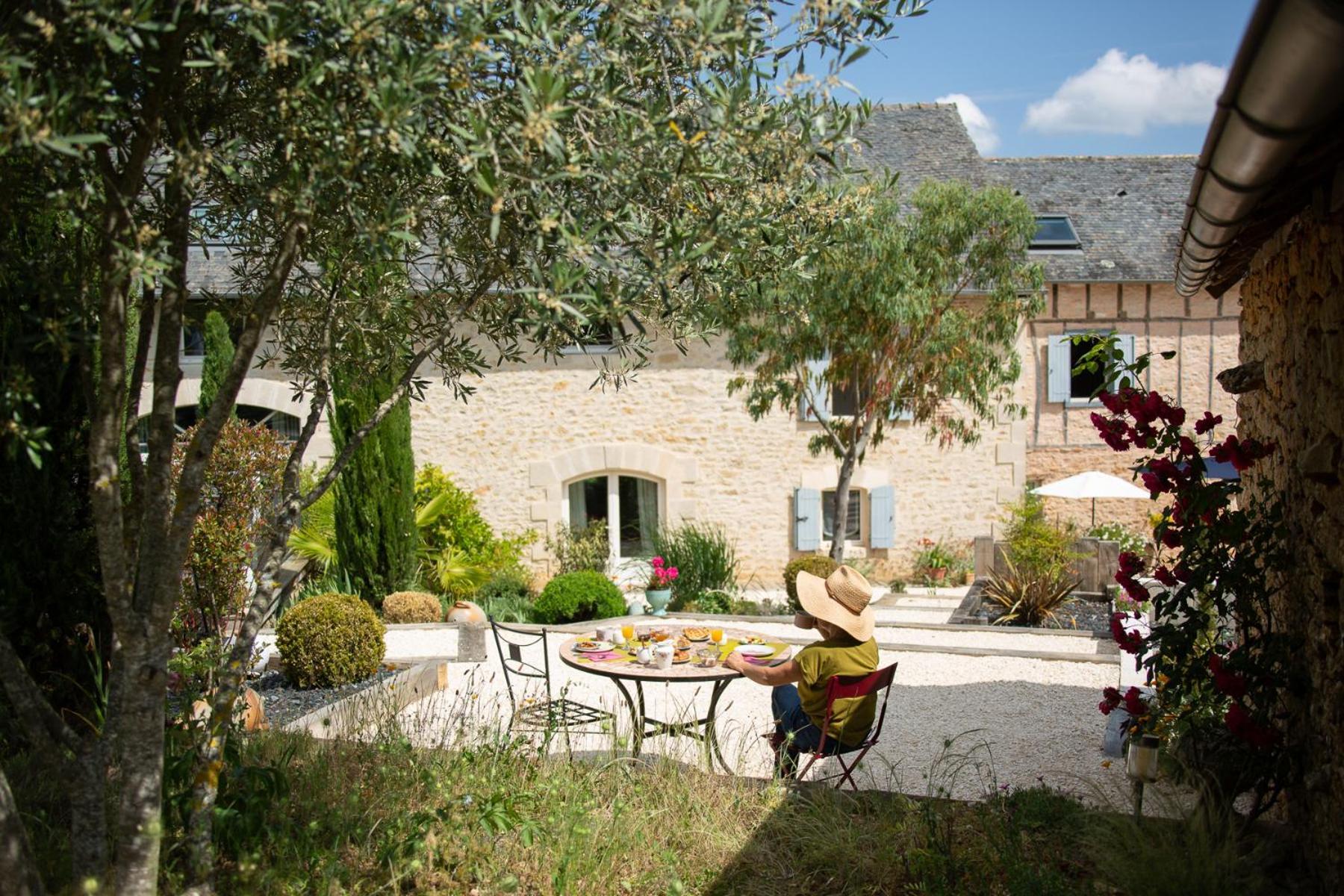Maison D'Hotes La Maison De Leopold Terrasson Buitenkant foto