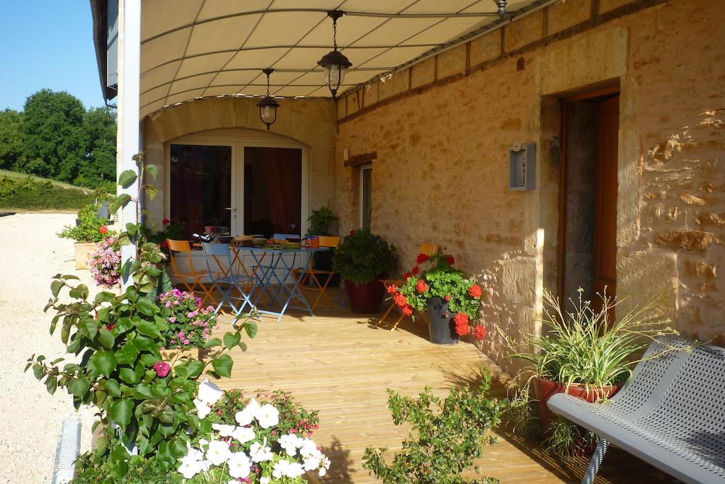 Maison D'Hotes La Maison De Leopold Terrasson Buitenkant foto